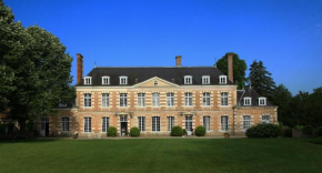 Отель Château de la Giraudière  Вильни